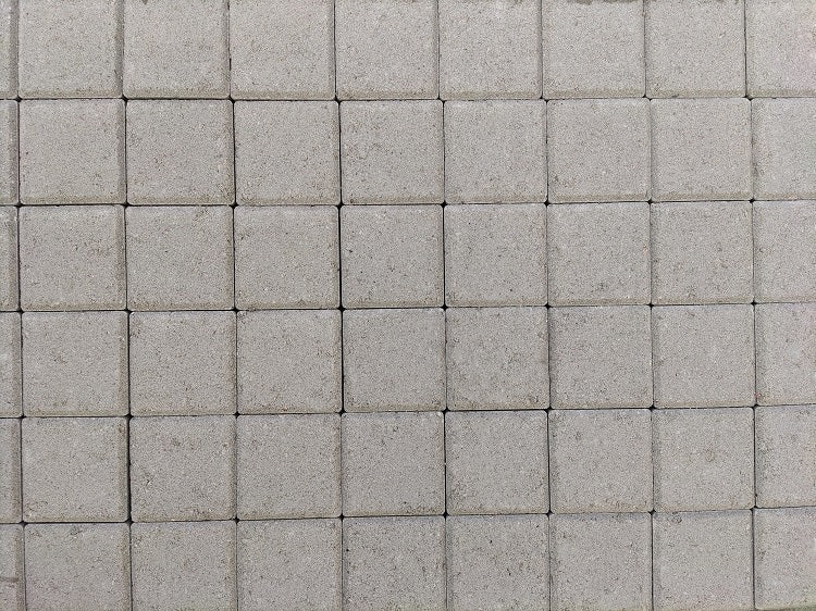 Betonstraatsteen half 8 cm grijs – grijs – productfoto 1